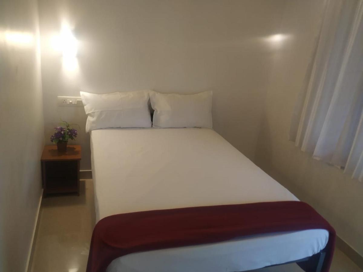 Vintage Inn Homestay Cherai Beach Exterior photo